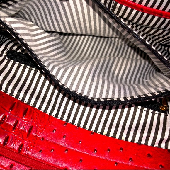 BEAUTIFUL RED SHOULDER BAG AND WALLET SET❤️‍🔥 - Picture 8 of 16